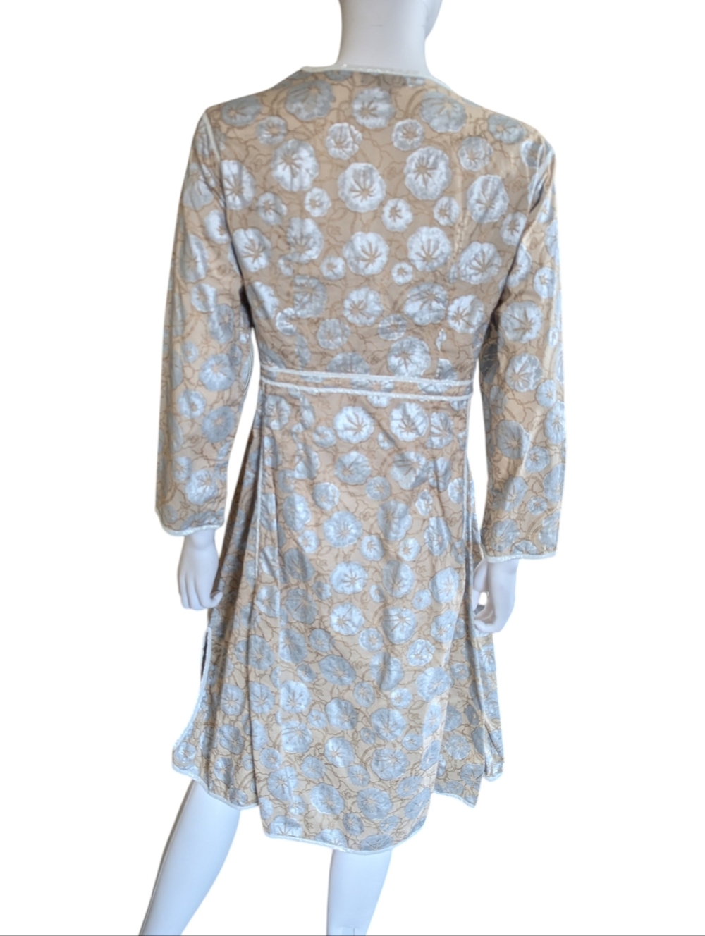 Ratan Floral Lace-Trim Beige & Light Blue Robe Dress - Picture 6 of 12
